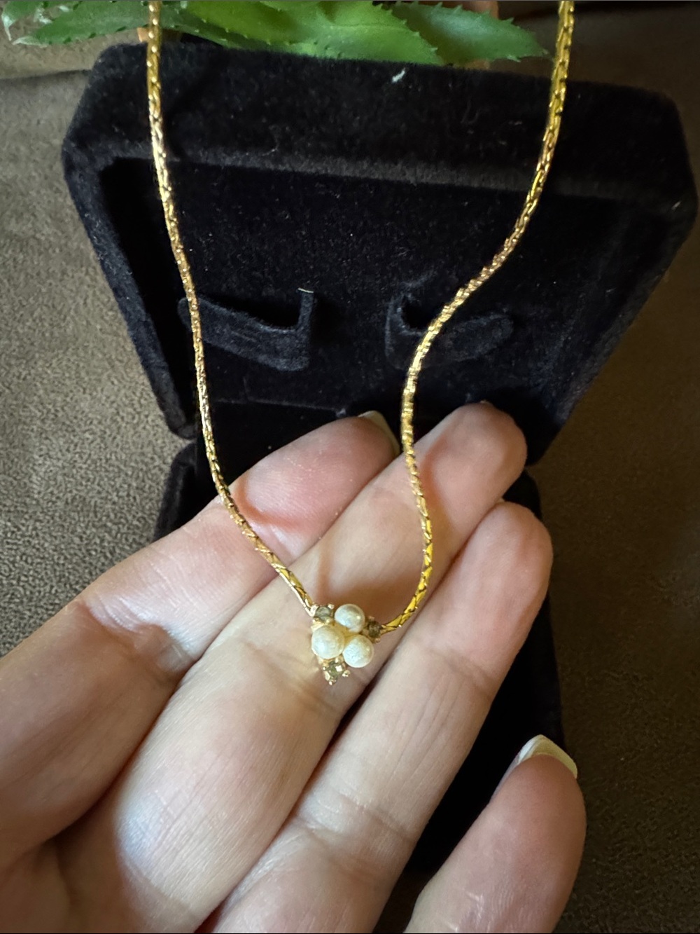 Christian Dior Adjustable Small Pearl Cluster Rhinestone Necklace W Velvet Box
